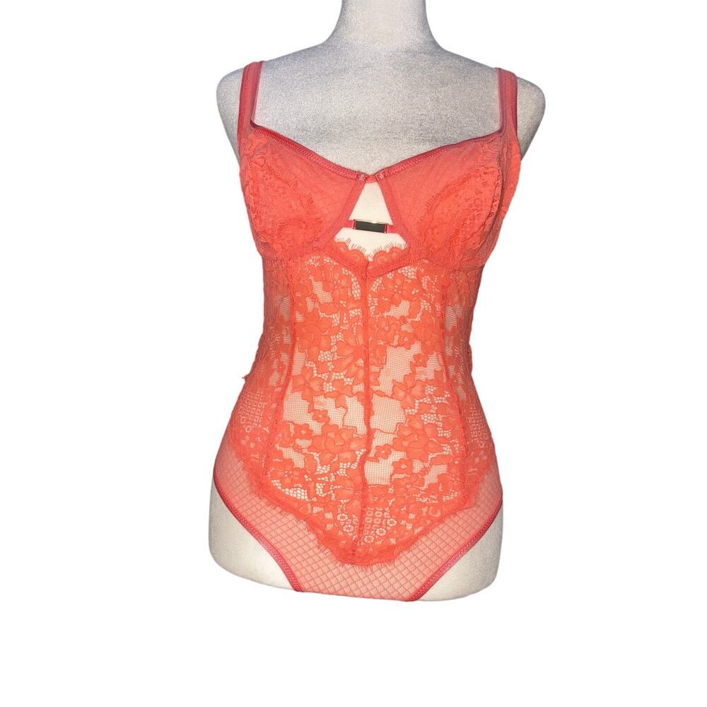 Aerie Show Off Unlined‎ Lace Bodysuit Size 32DD Pink Sexy Sheer Lingerie thong
